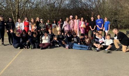 The Oaks Primary School & Nursery Y6 Woodpecker Class